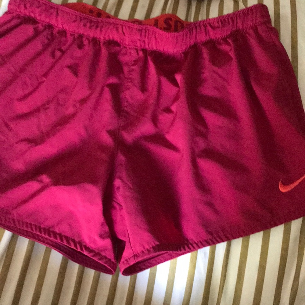 CRANBERRY SHORTS WITH SPANDEX BUILT IN NIKE